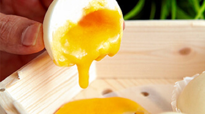 Molten Salted Egg di The Dim Sum Place