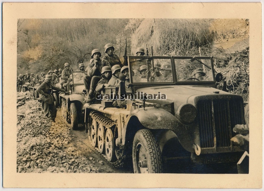 Orig. Foto SdKfz 10 Halbkette m. Gebirgsjäger Vo