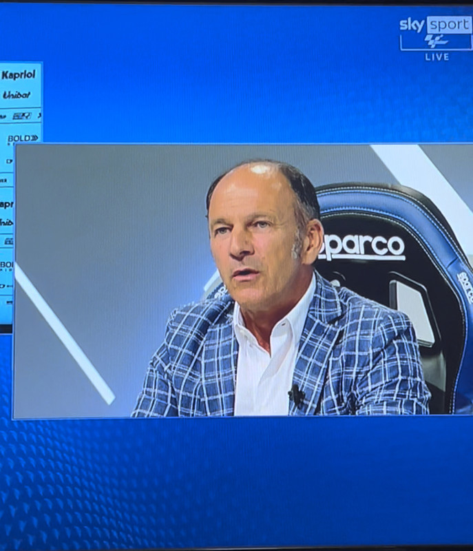 AFAA9FEC-CB37-44FC-8405-AF88C5F623C6