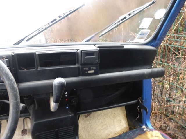 4L BYE BYE COUPEE EN 2 LBC 2 JAN16