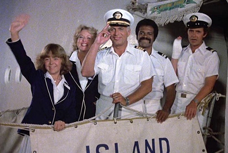 AIRPLANE-LOVE-BOAT-2-A-FOTOR.jpg