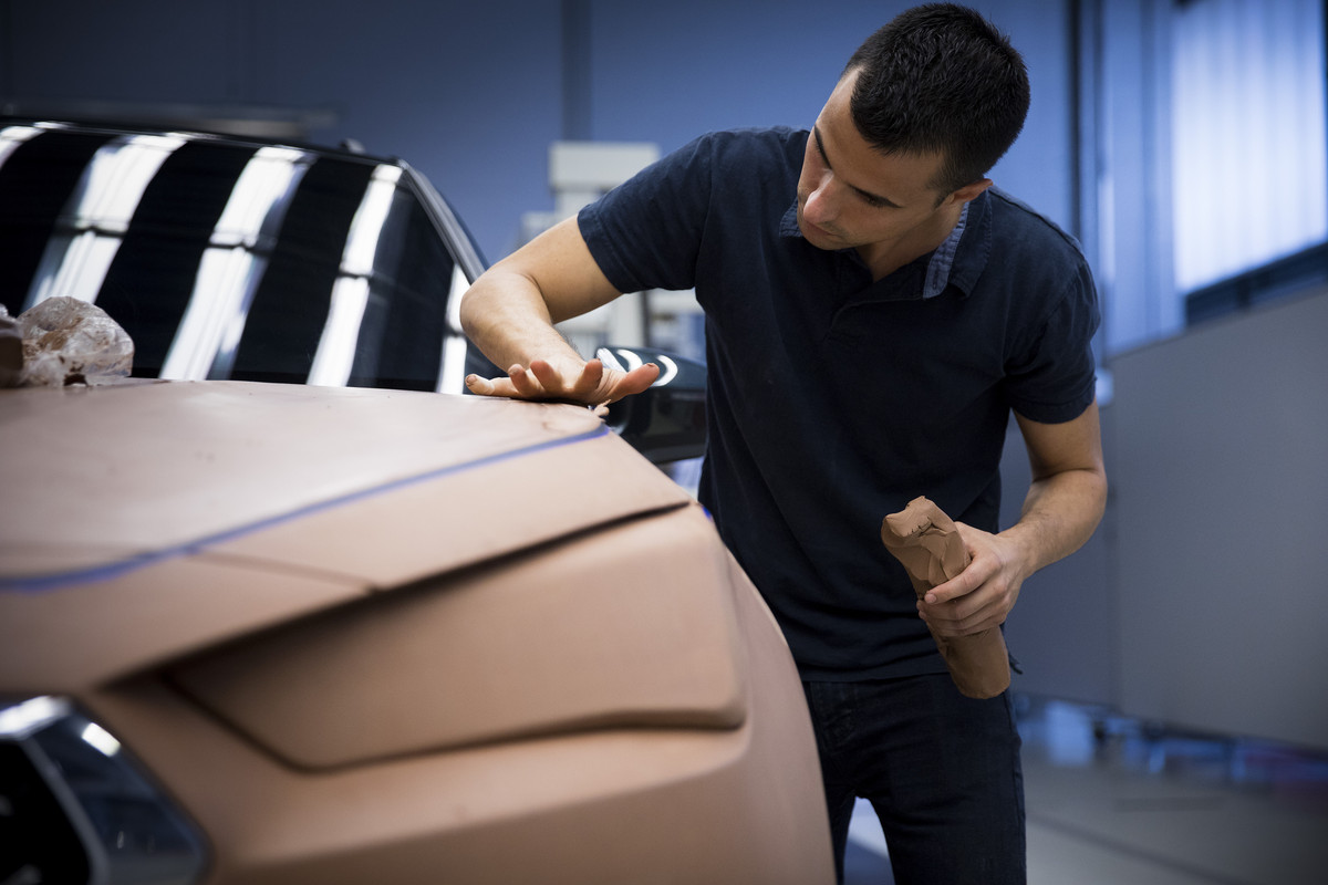 The-car-sculptor_03_HQ