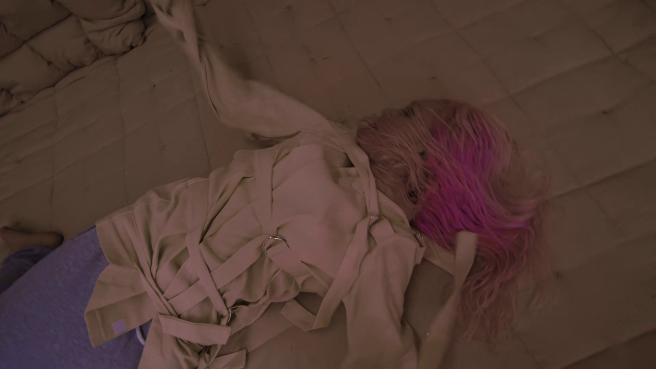 Hooked Like Helen (5)