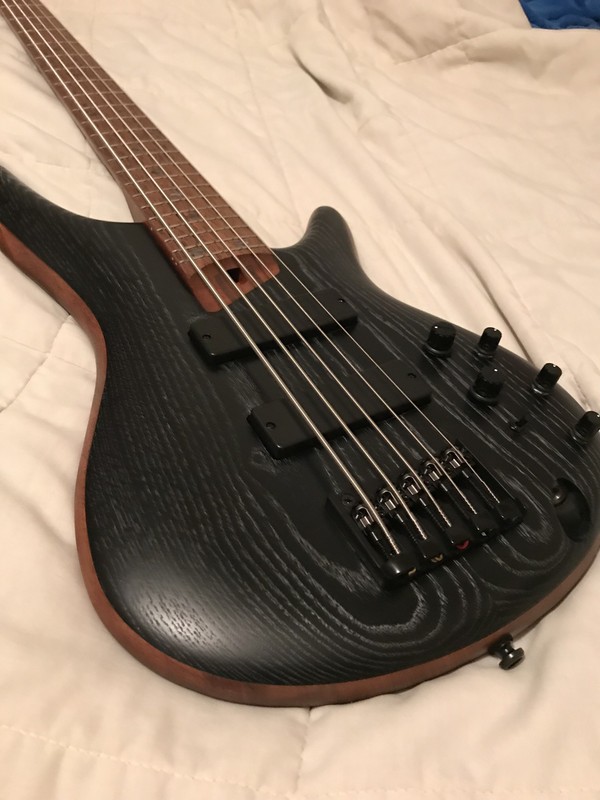 9D6656A1-E58A-447F-A883-A64C0106F7A4