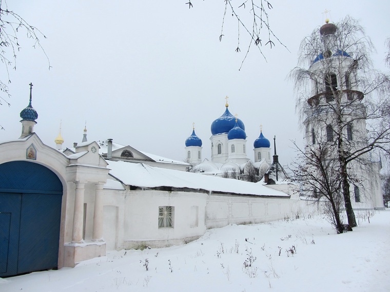 Новогодний Владимир - маленький снежный фоторассказ (+ Боголюбово и храм Покрова на Нерли)