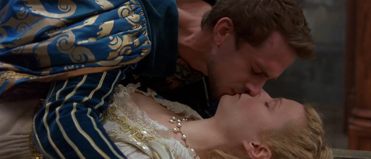 Shakespeare in Love 1998 BluRay [Hindi + English] 480p 720p ESub Screenshot