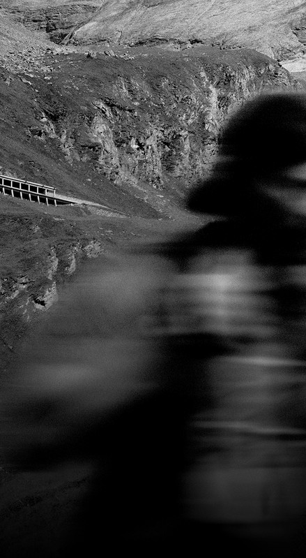 TNF x GGUT BW