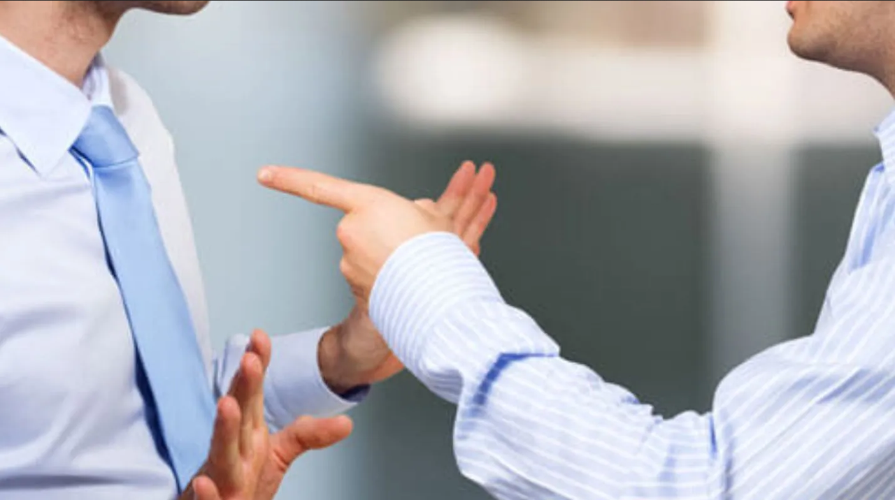 Estudiante judío, hospitalizado en Alemania, discutió de la guerra Israel-Hamás