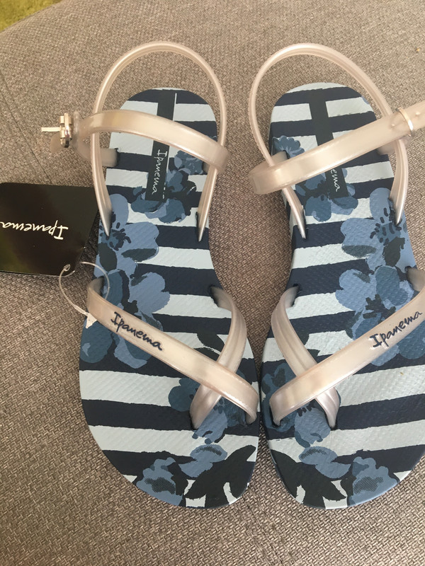 AA624328-F394-433B-AB4C-1670191DB6D6