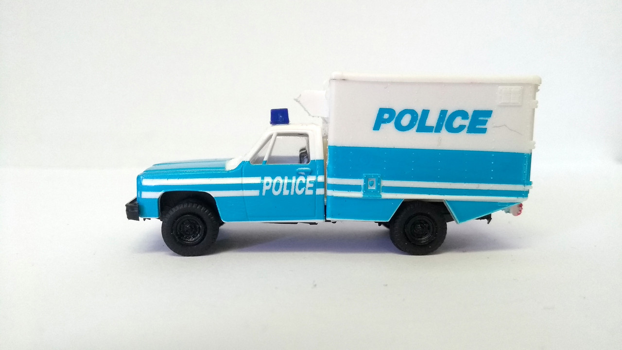 Mach (2785)