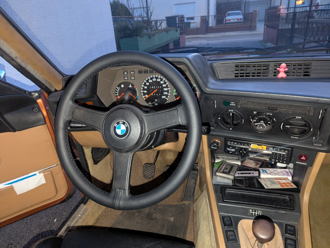 PXL_20241230_154056242