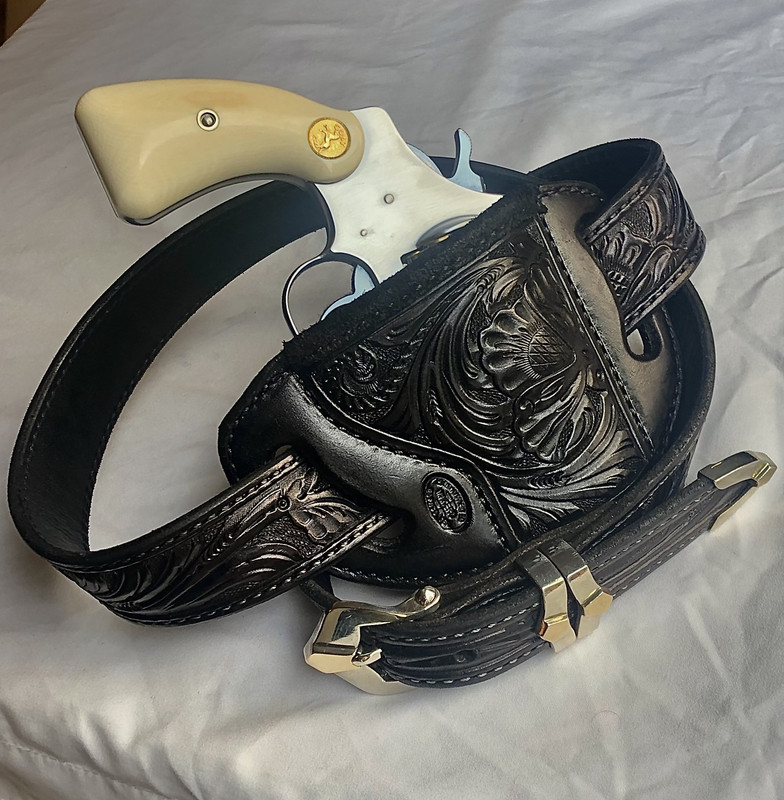 7364FE6D-8CC4-4045-BFD2-3499D9513123