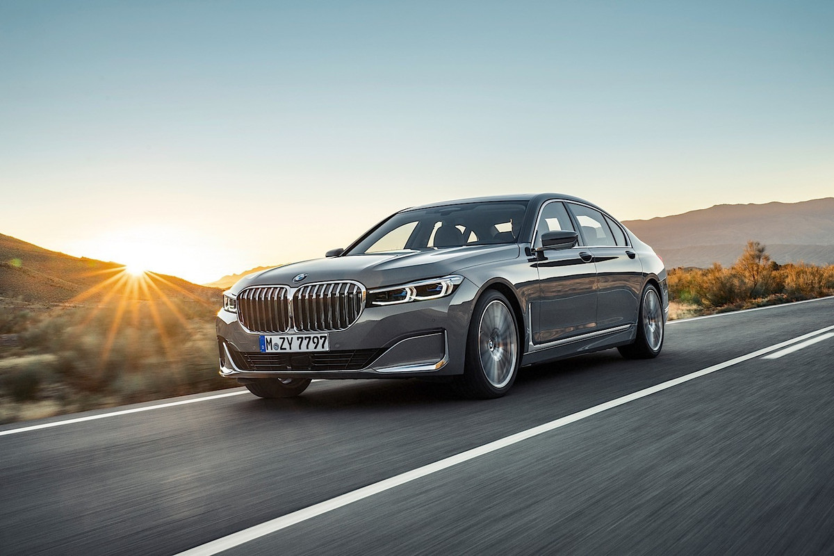 2020 BMW 7 Series (9)