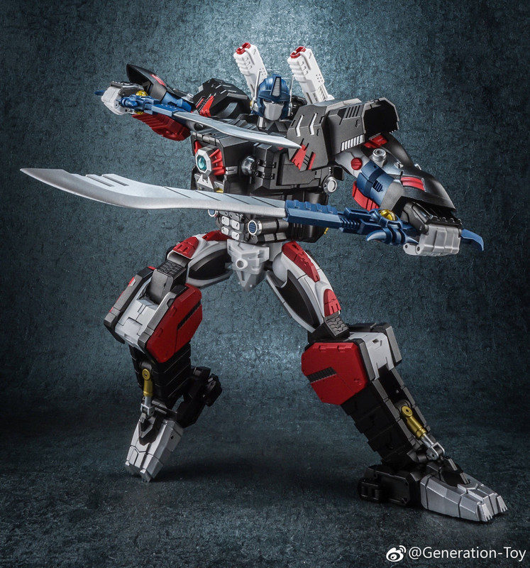 Generation-Toys-GT-10-Optimus-Primal-08