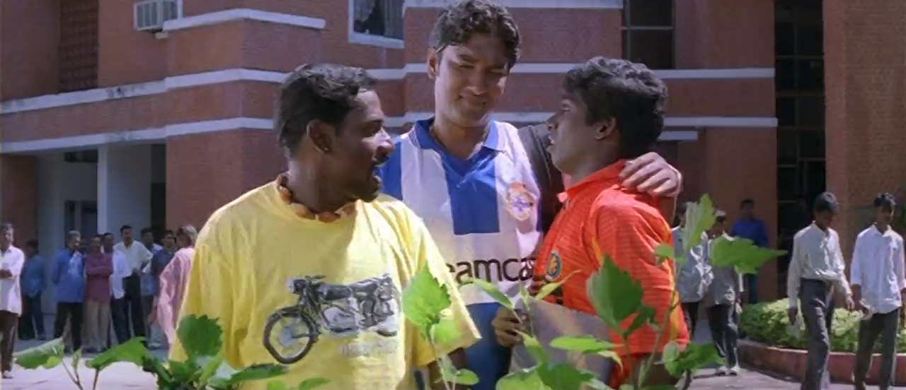 Kadhal Azhivathillai 2002 WebRip [Tamil] 480p 720p Screenshot
