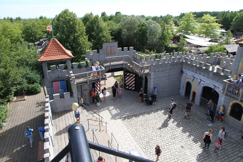 50 sombras del verde en Suiza y Alemania - Blogs de Suiza - PLAYMOBIL FUN PARK (con protocolo covid) - NOCHE EN NUREMBERG (7)