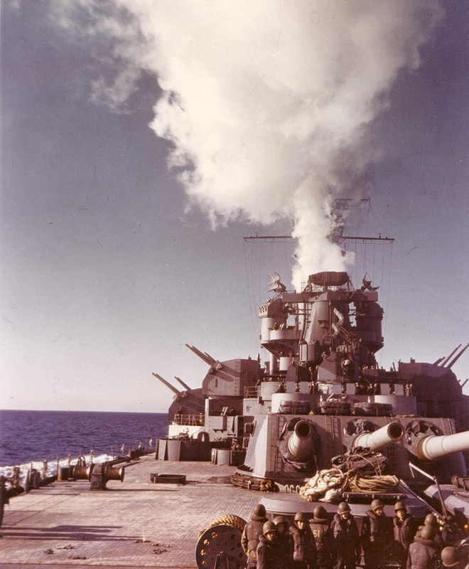 USS-Alabama-BB-60-in-December-1942.jpg