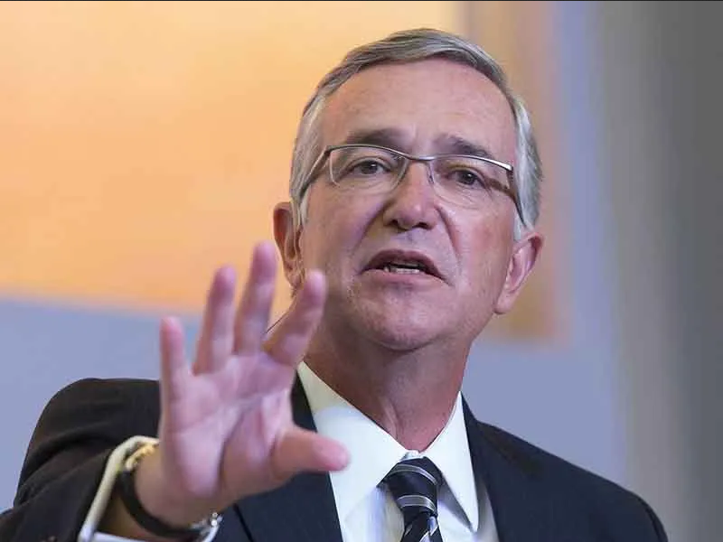 Salinas Pliego no votará en 2024; propone eliminar al INE