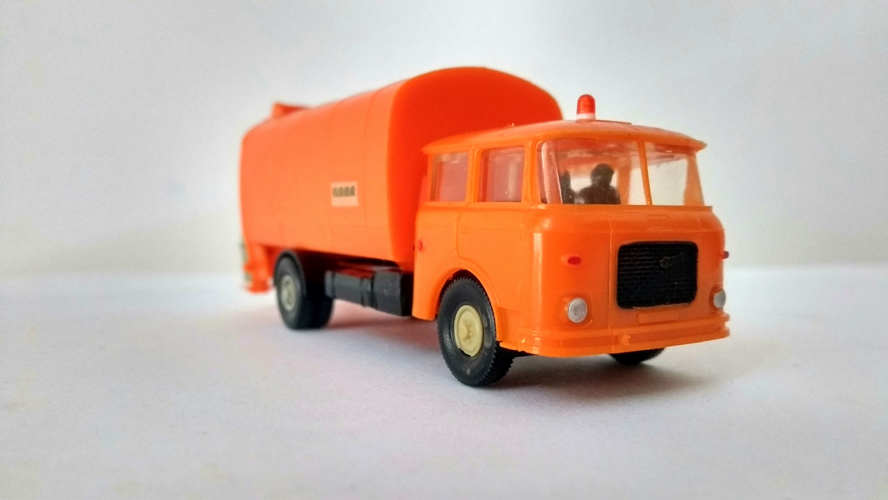 Mach (740)