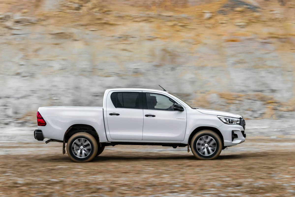 Toyota Hilux 2019 Special Edition (29)