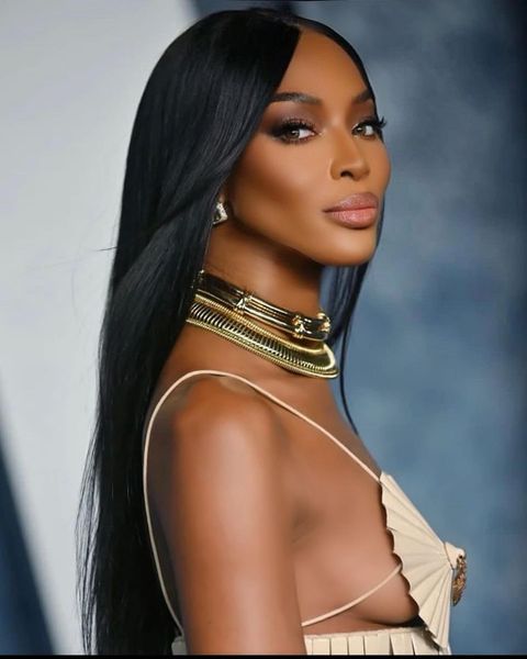 Naomi Campbell nel mirino degli haters per i ritocchi con Photoshop