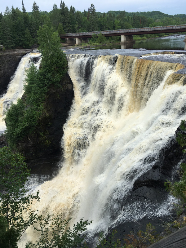 C8587829-A0D2-4125-83BE-895BA9A73D0B