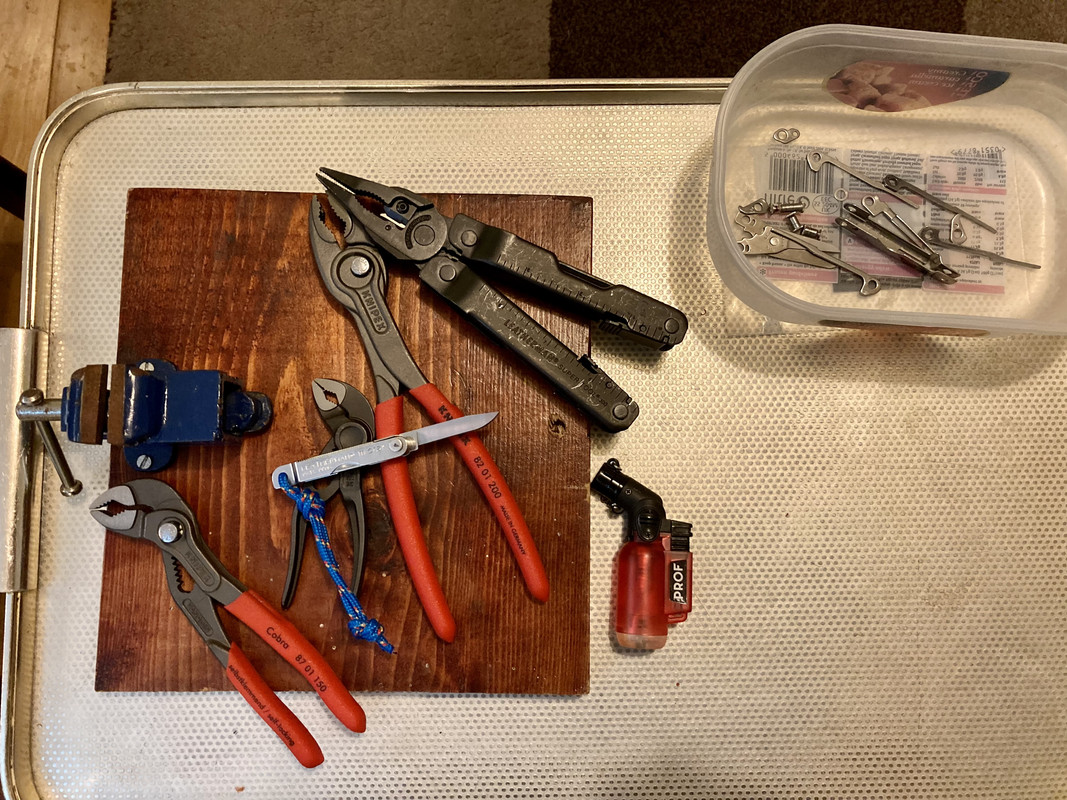 05D9BEE2-CFC5-4AB2-B6A1-888FD81A88A2