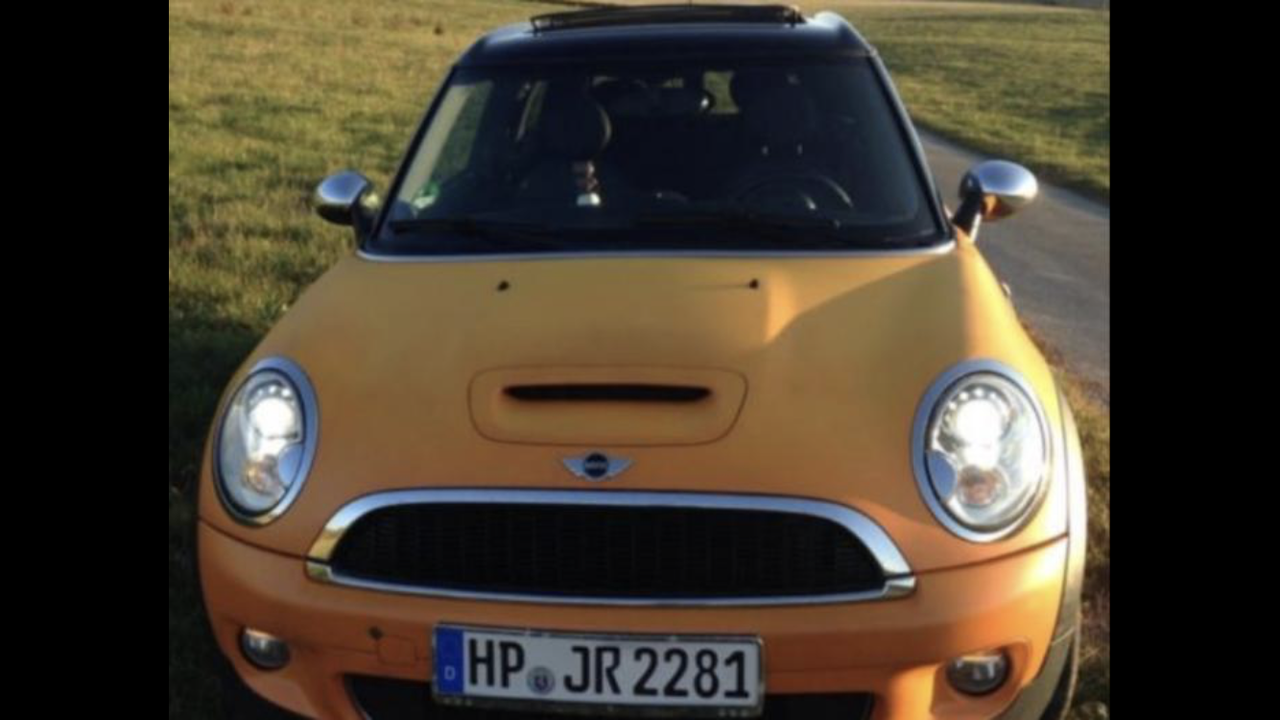 81723186-DC83-4B6B-BA57-063A7C84384D