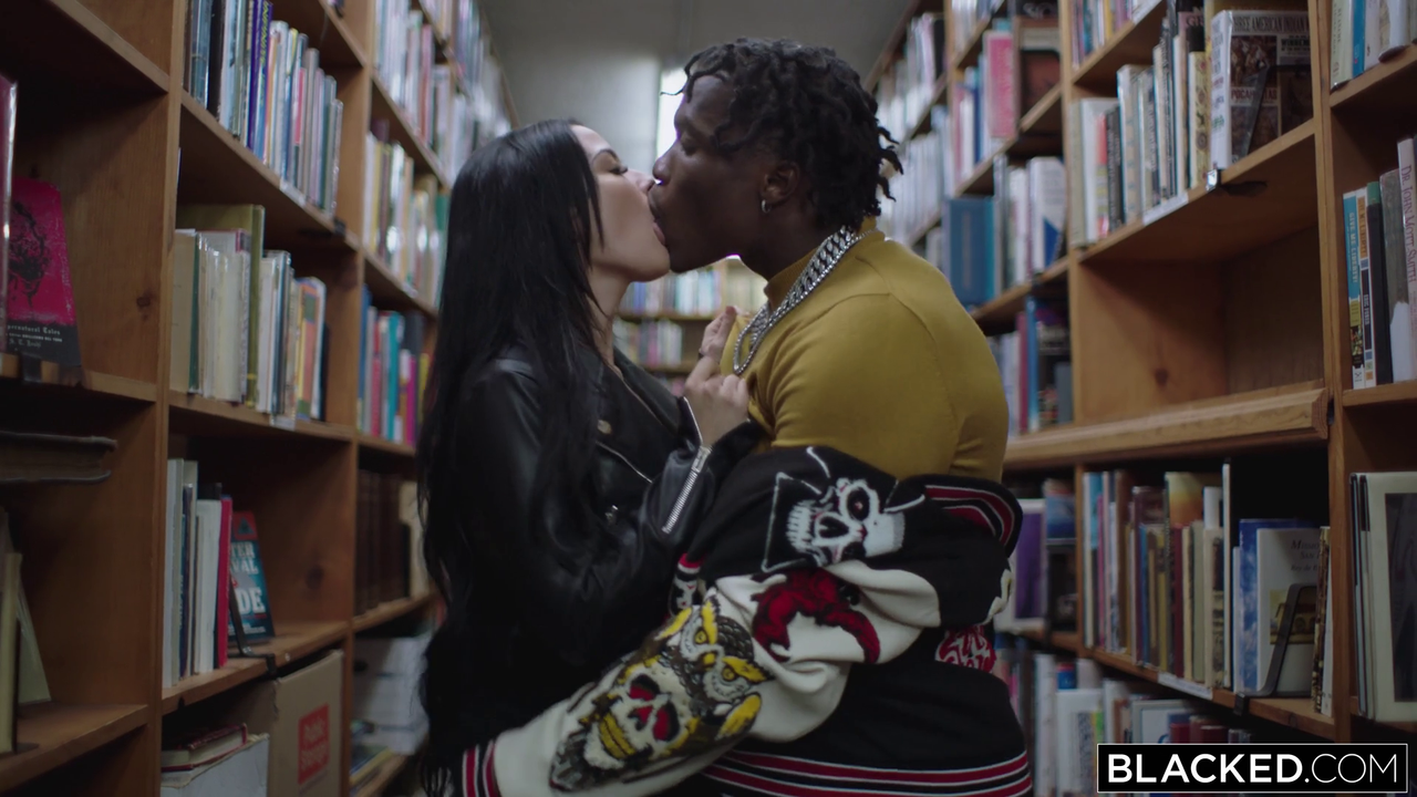 vlcsnap-2023-03-04-19h01m32s725