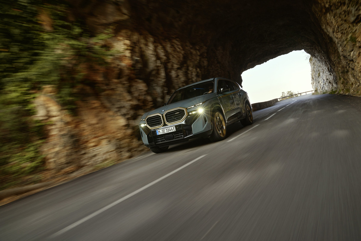 P90478674_highRes_the-first-ever-bmw-x