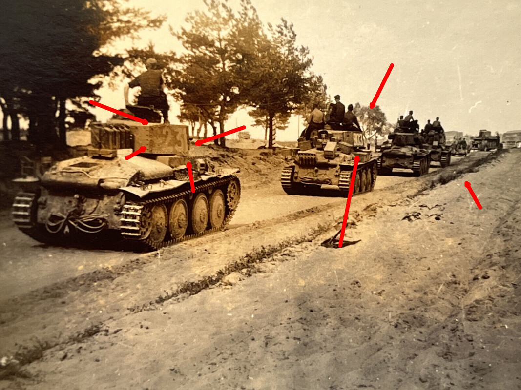 Foto, Straße in Weißrussland Lepel, deutsche Panzer rücken vor, 38t Panzer (2)