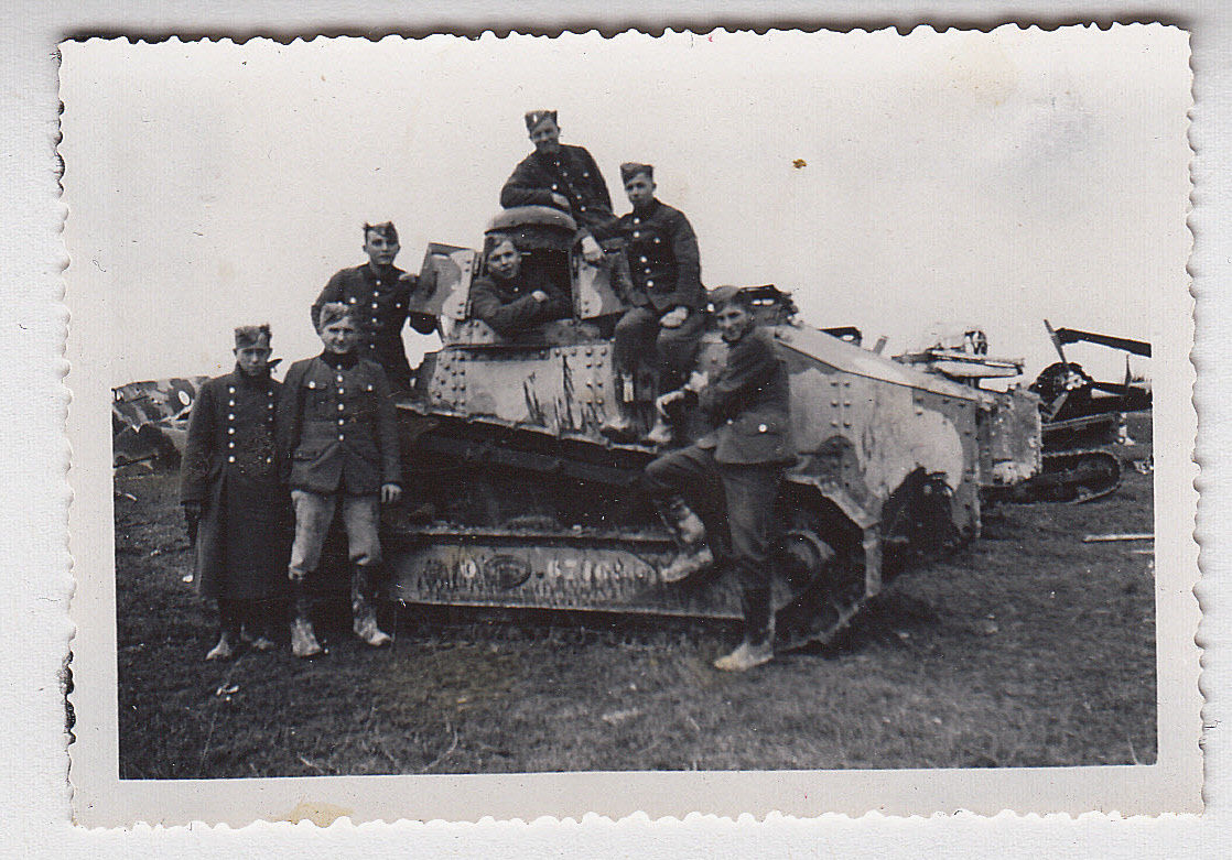 1940 Erbeuteter französicher Renault FT17 Panzer