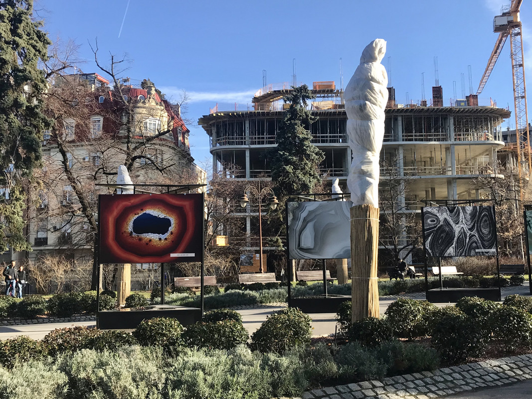 1CF6CF53-0470-4FEE-BA8A-69C955E776B6