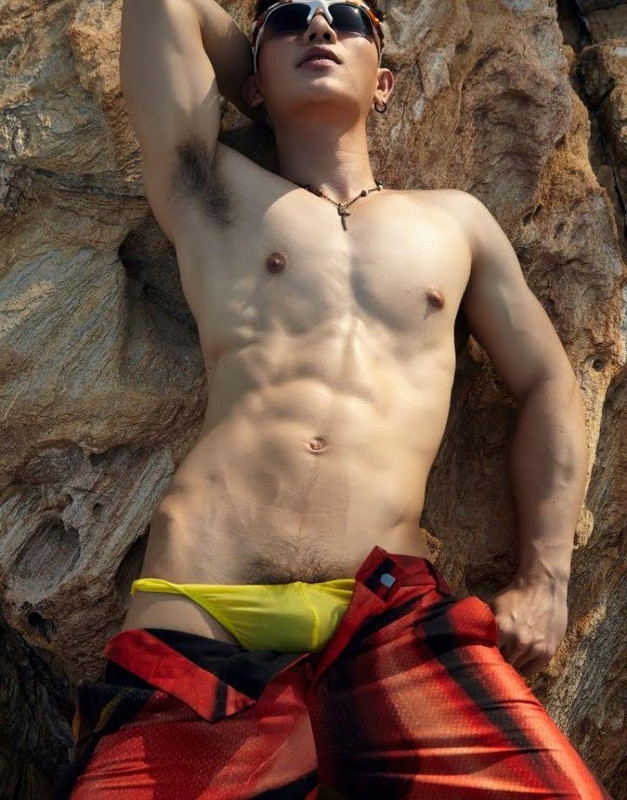 Awesome 6 | Bon Naluemit - Đẹp trai cặc bự lấp ló!