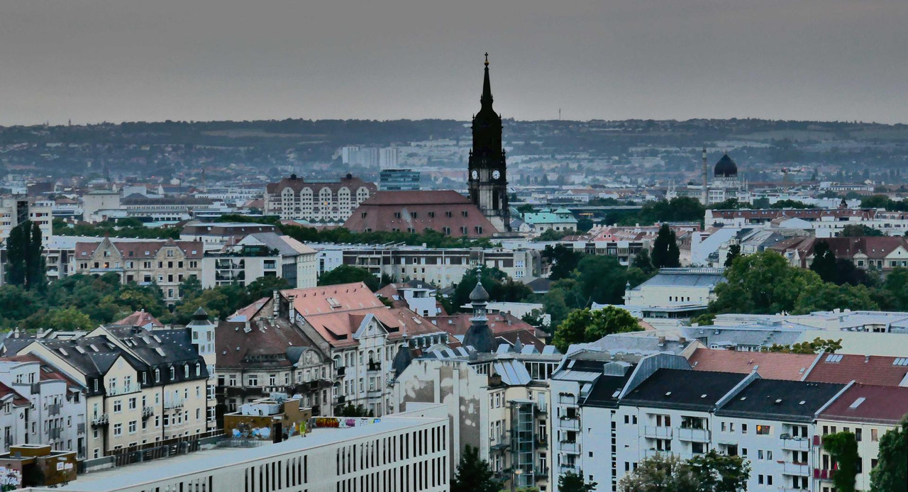 Bild: https://i.postimg.cc/BbWB56yP/P1300007.jpg
