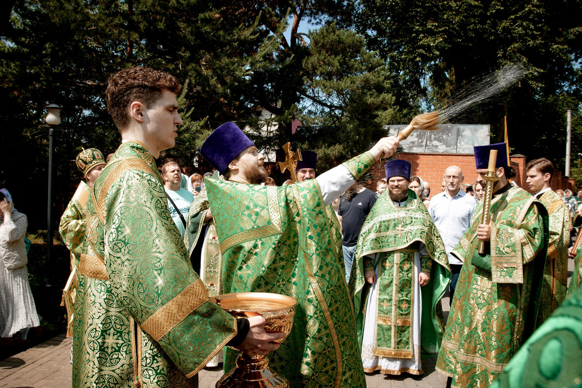 Empty-Name-285-resized