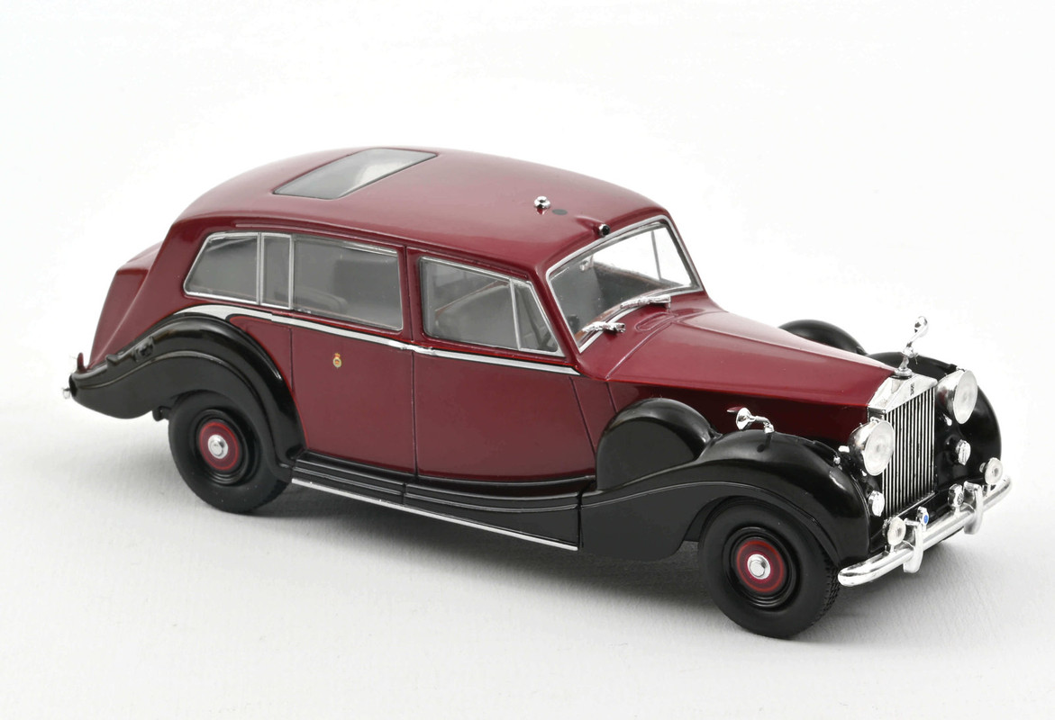 270400_Rolls-Royce Phantom IV (1952, Black & Marroon)