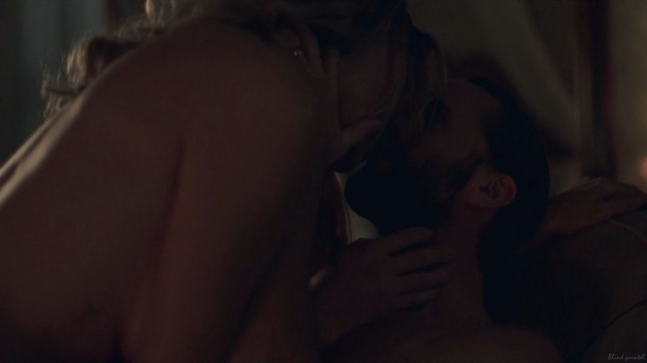 24309. The Handmaid’s Tale S01E05-06 (2017) - HD
