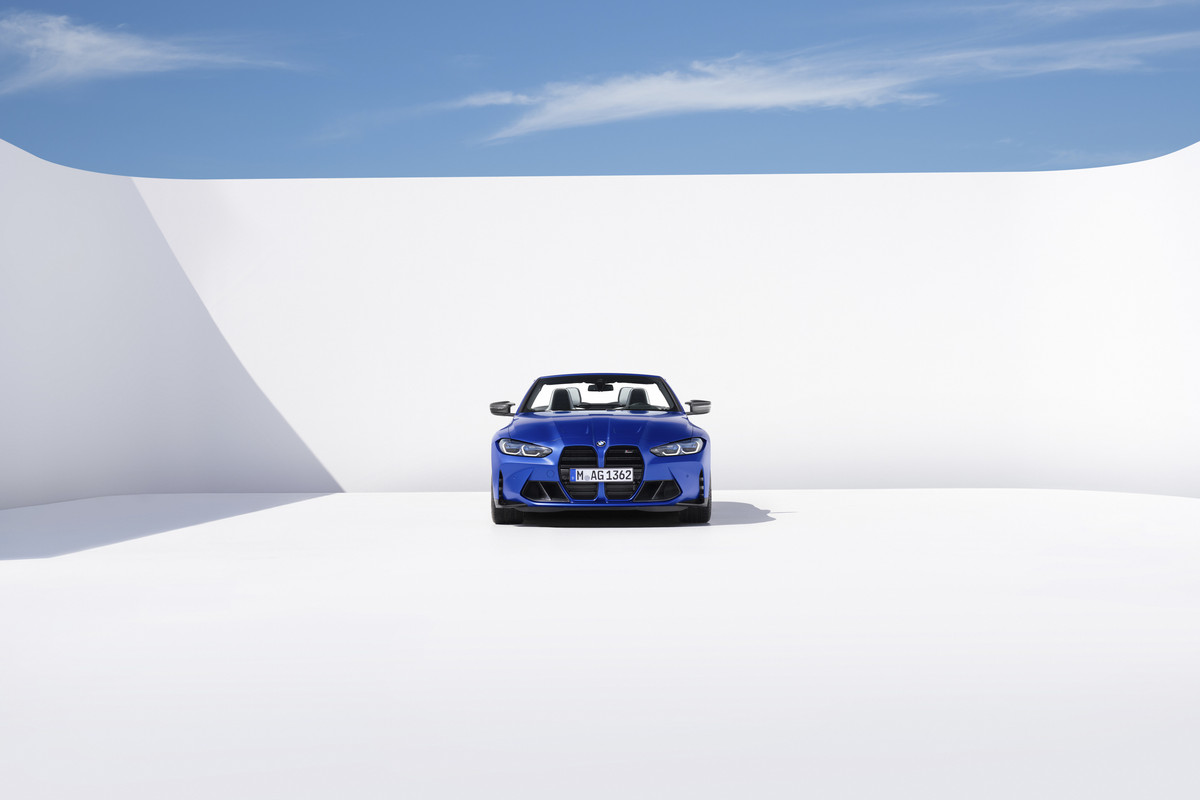 P90420189_highRes_the-new-bmw-m4-compe