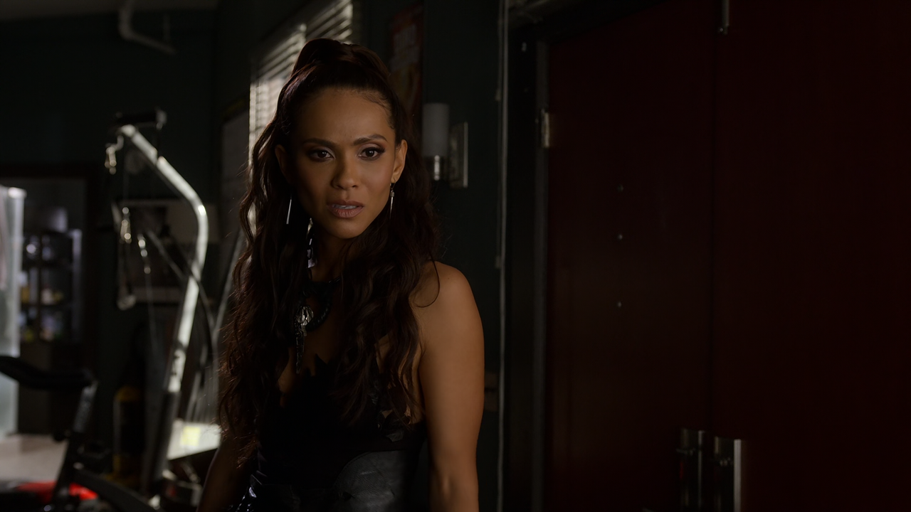 Lucifer.S05E12.Daniel.Espinoza.Naked.and.Afraid.1080p.10bit.NF.WEBRip.DDP5.1.HEVC-Vyndros.mkv_snapsh