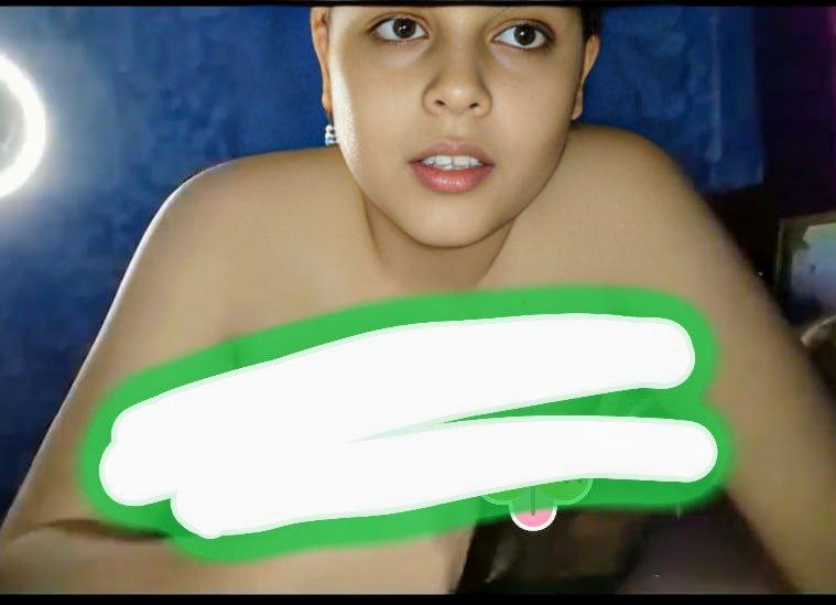 Hot desi girl giving blowjob full nude exclusive viral video