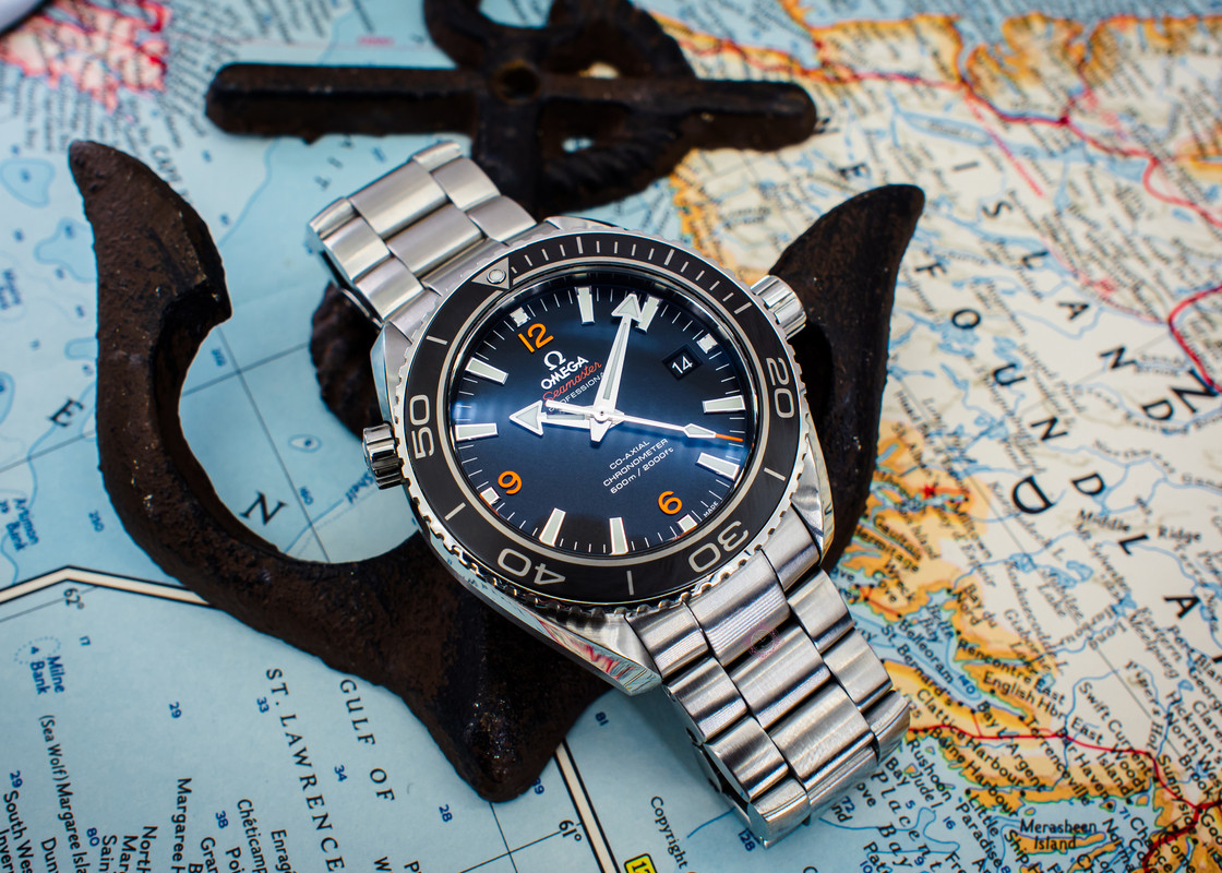 Omega seamaster planet outlet ocean blue dial