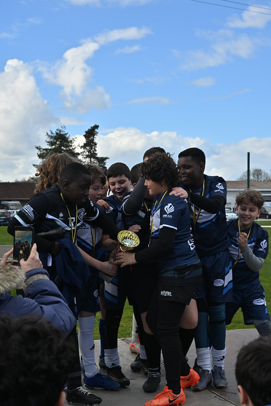 dsc-1807-55181697370-l