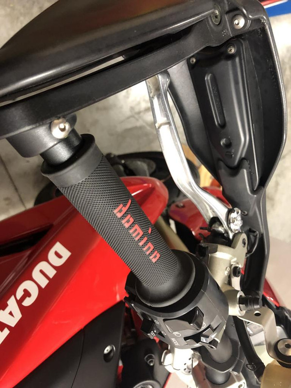 DEE6878F-E805-4F88-A08C-9883E4E21207