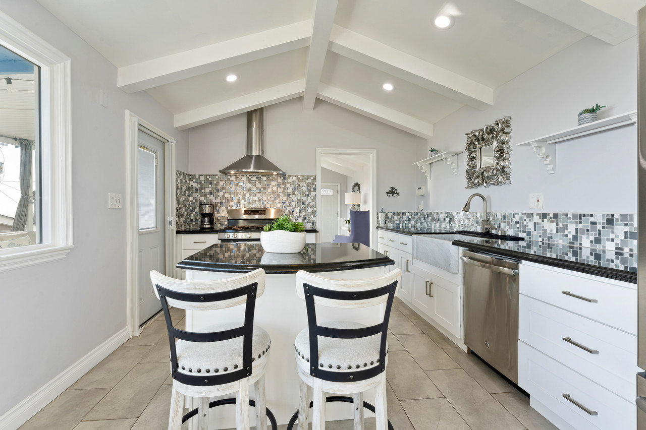 3636 S Cabrillo High Res 048