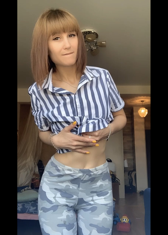 A5F5B824-73FE-459B-8749-2D6EE2E9D1E4