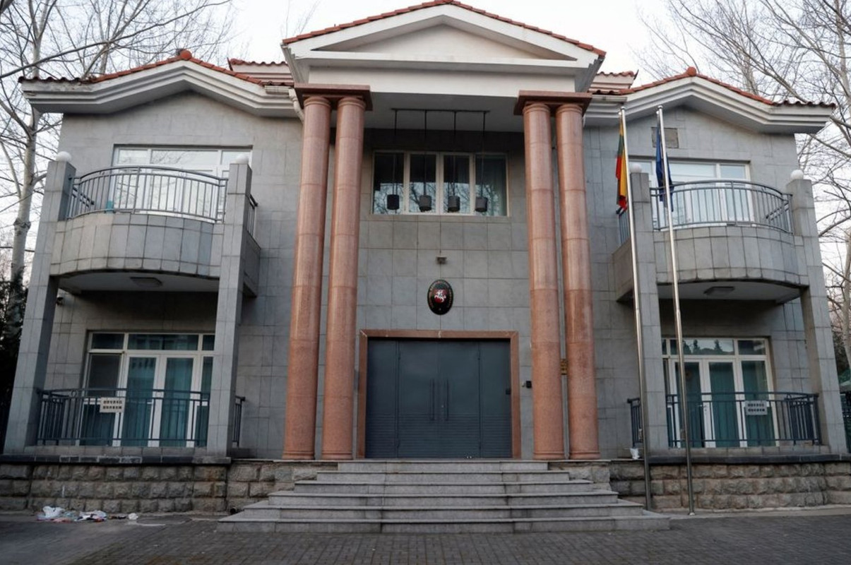 China suspende importaciones de Lituania mientras crece disputa con Taiwán