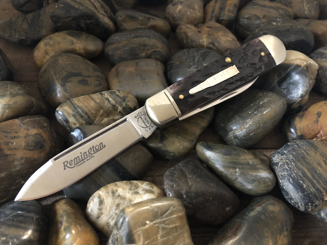 AE229B6F-C562-4EFD-A476-D42B7DED2EEE