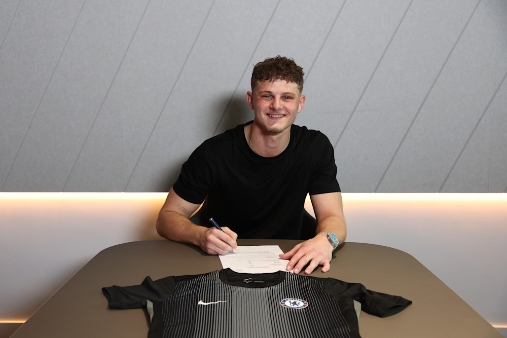 Merrick signs a new two-year deal