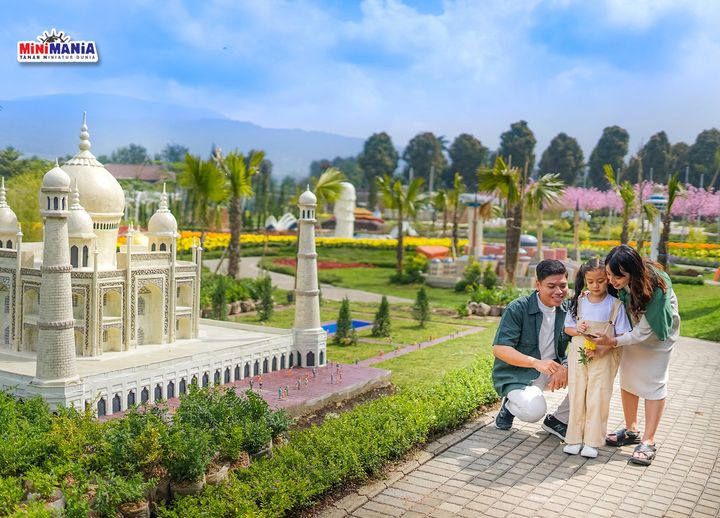 Harga tiket masuk Minimania, tempat wisata baru di Lembang Bandung untuk libur Lebaran 2023.